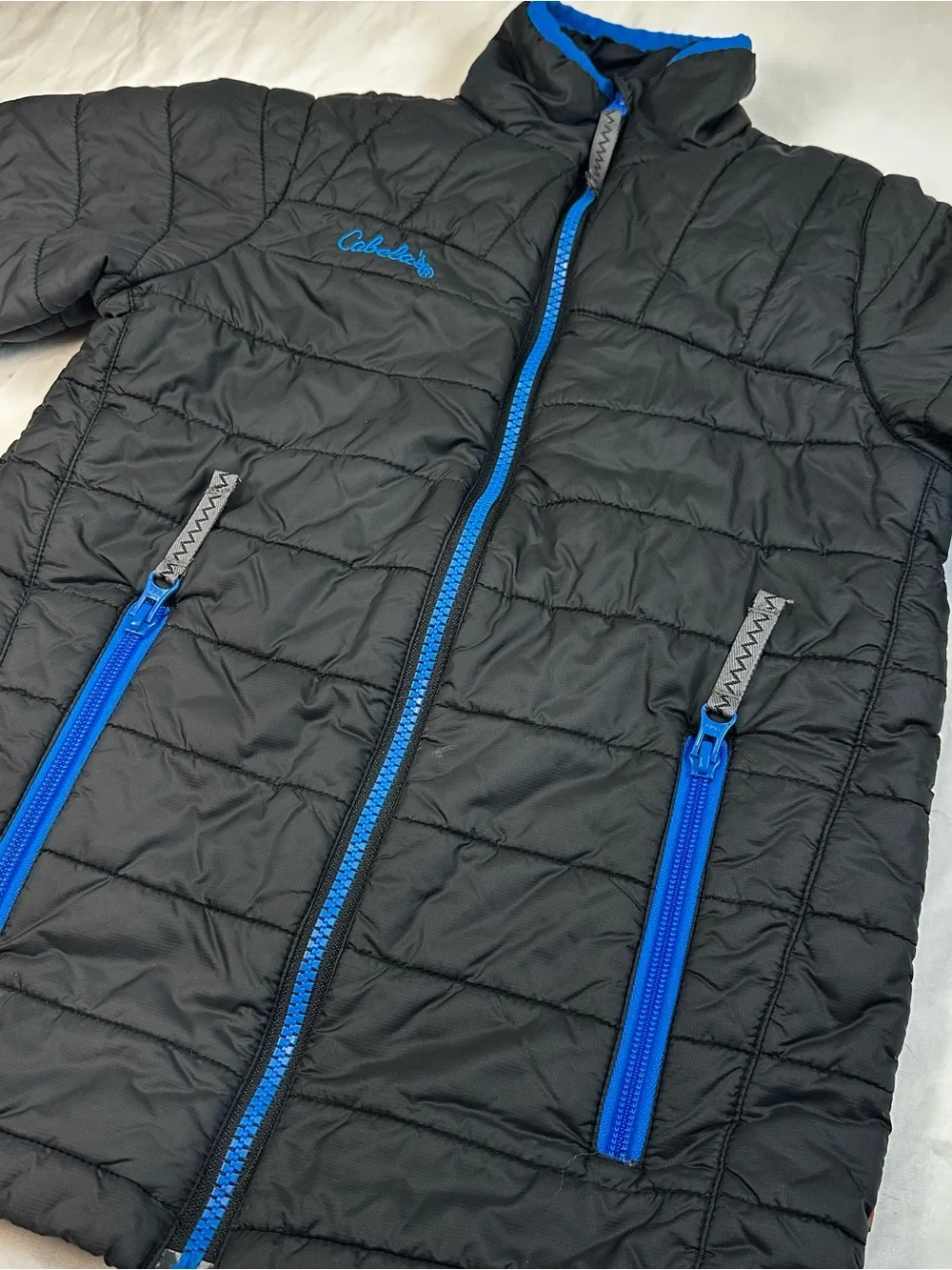 Cabela's Black Kids Puffer Jacket with Bright Blue Trim size XS